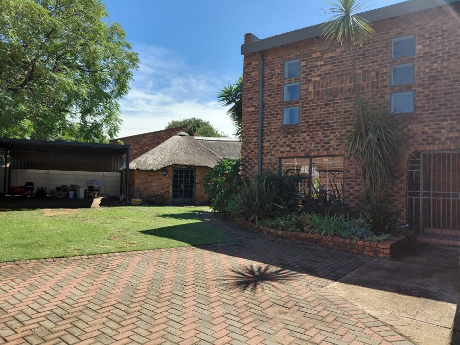 3 Bedroom Property for Sale in Dalpark Gauteng