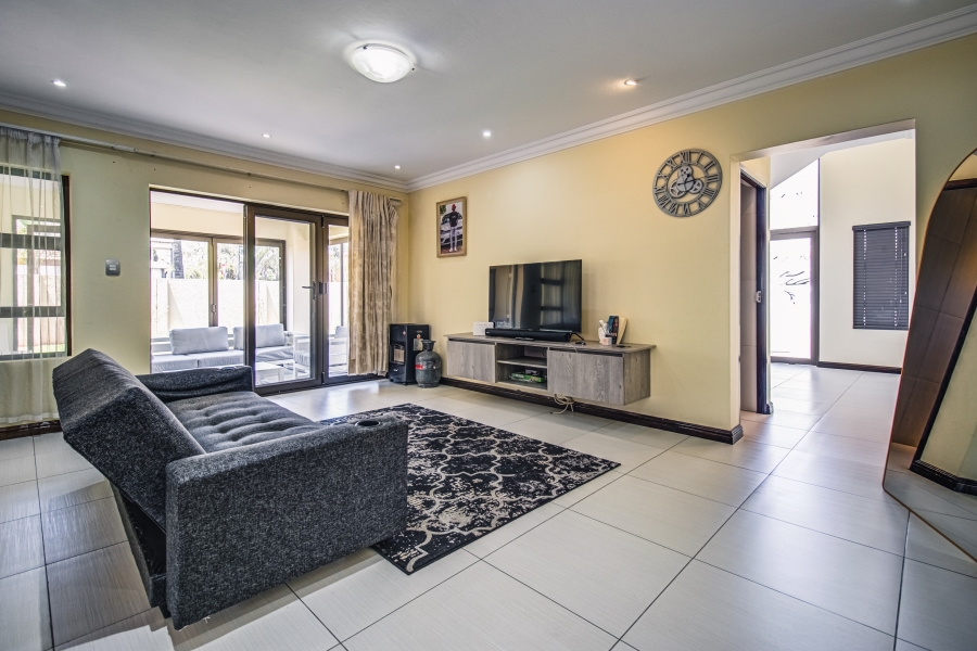 4 Bedroom Property for Sale in Glen Erasmia Gauteng