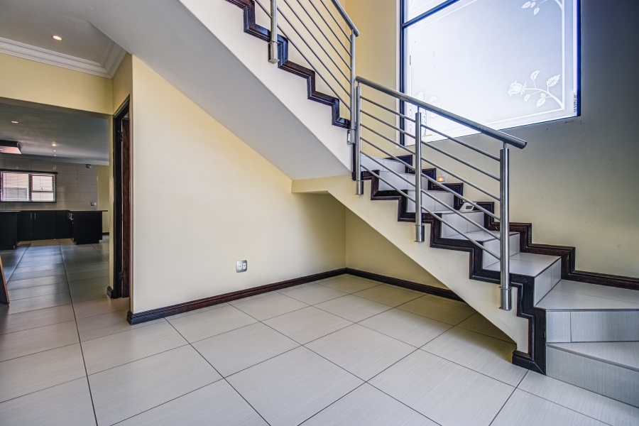 4 Bedroom Property for Sale in Glen Erasmia Gauteng