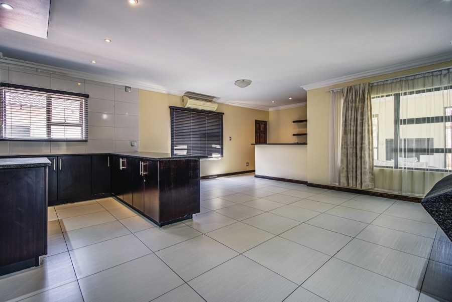 4 Bedroom Property for Sale in Glen Erasmia Gauteng
