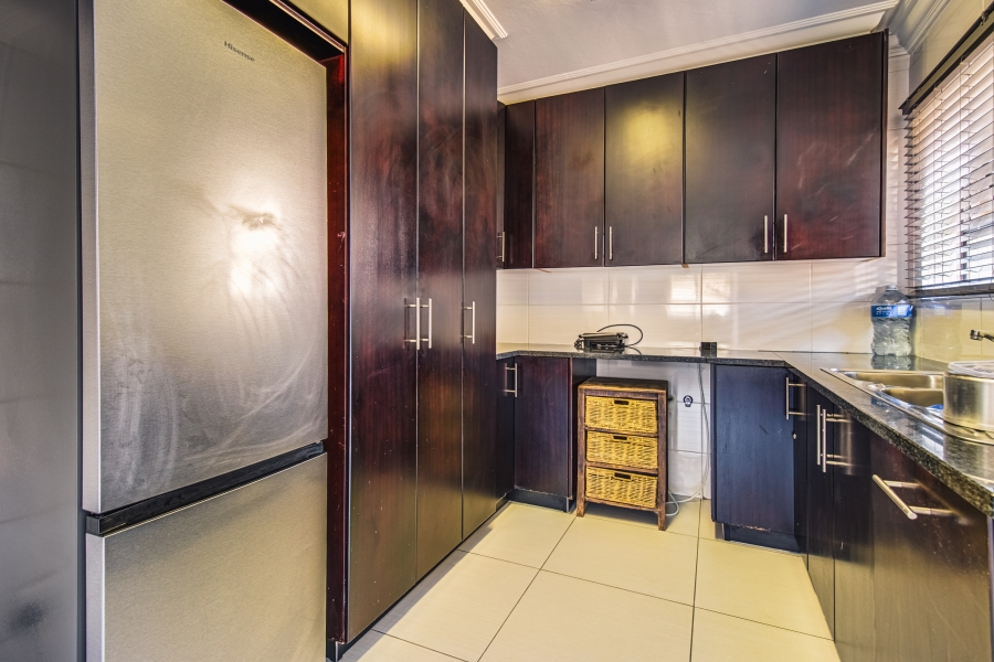 4 Bedroom Property for Sale in Glen Erasmia Gauteng