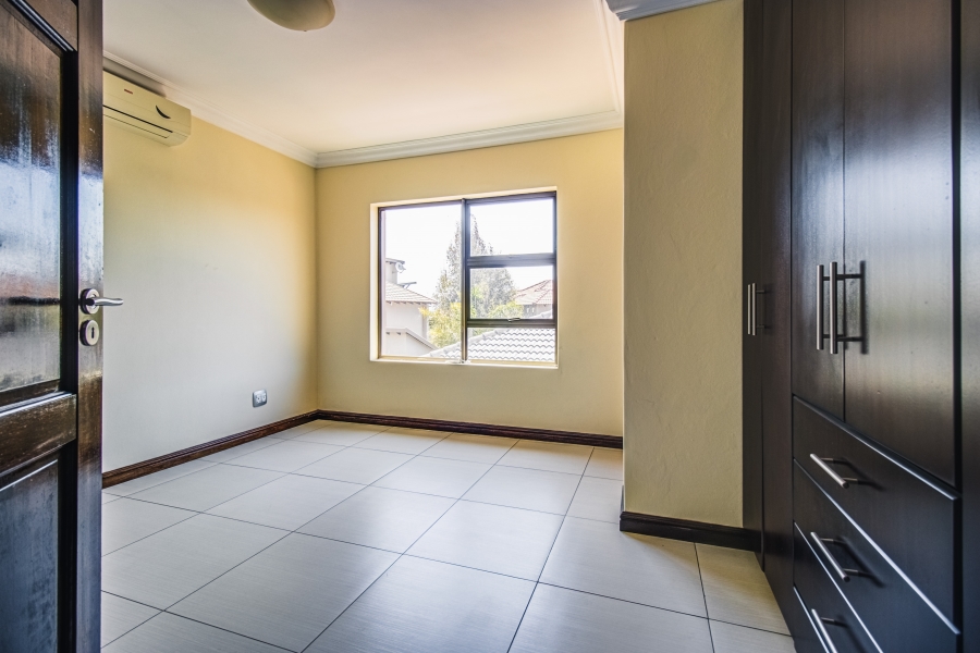4 Bedroom Property for Sale in Glen Erasmia Gauteng