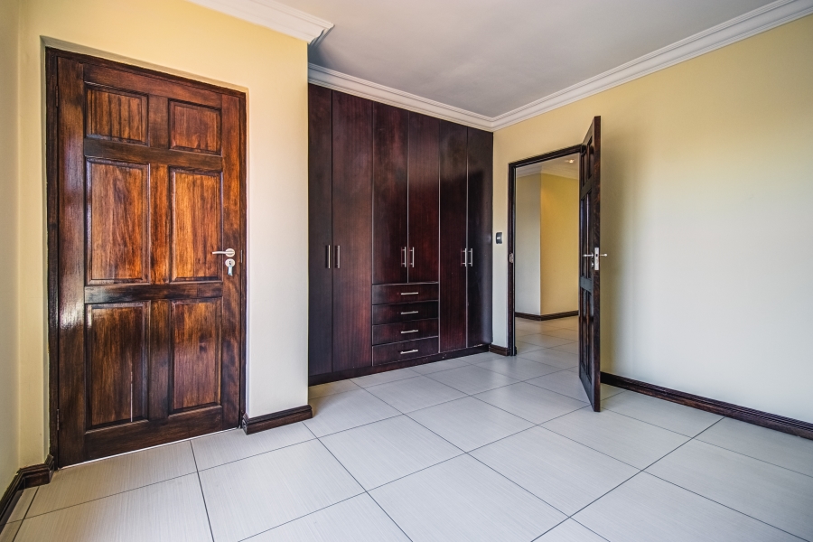 4 Bedroom Property for Sale in Glen Erasmia Gauteng