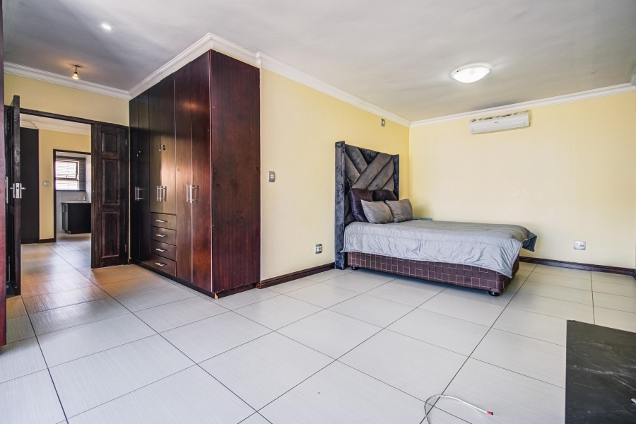 4 Bedroom Property for Sale in Glen Erasmia Gauteng