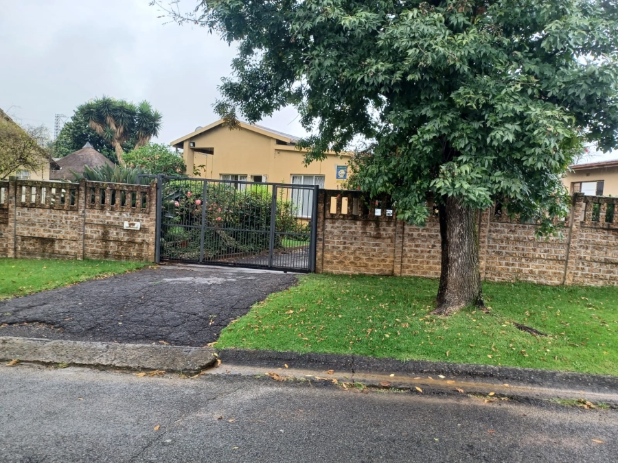 4 Bedroom Property for Sale in Klopperpark Gauteng