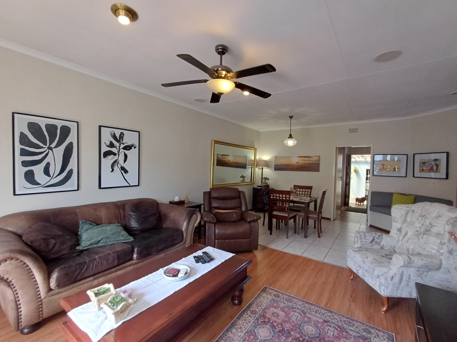 3 Bedroom Property for Sale in Simmerfield Gauteng