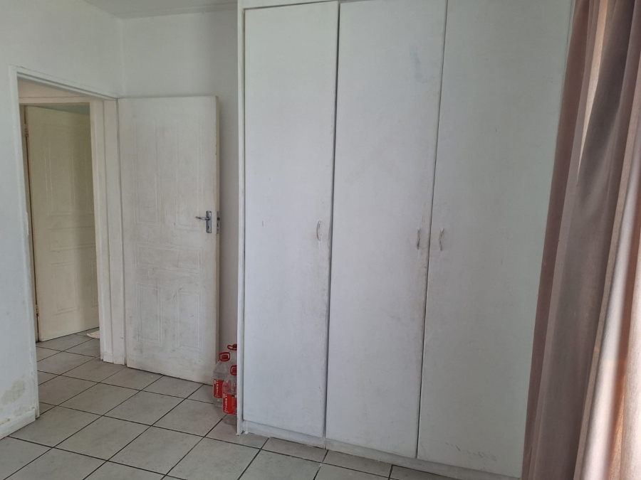 2 Bedroom Property for Sale in Comet Gauteng