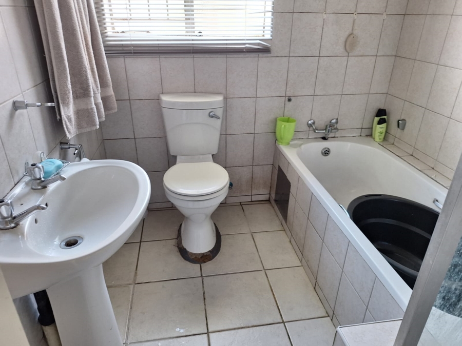 2 Bedroom Property for Sale in Comet Gauteng