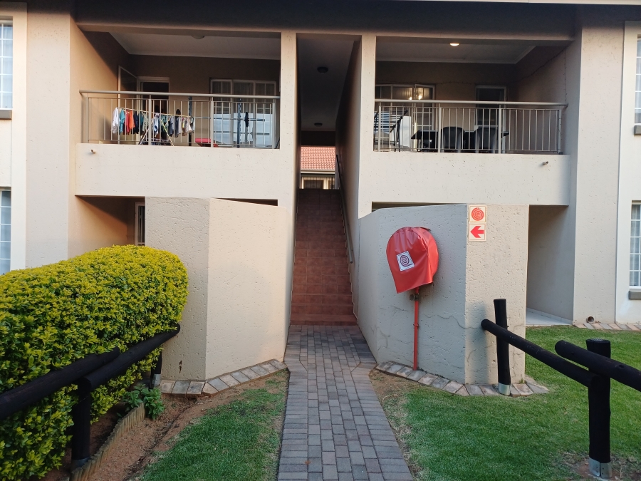 To Let 2 Bedroom Property for Rent in Rynfield Gauteng