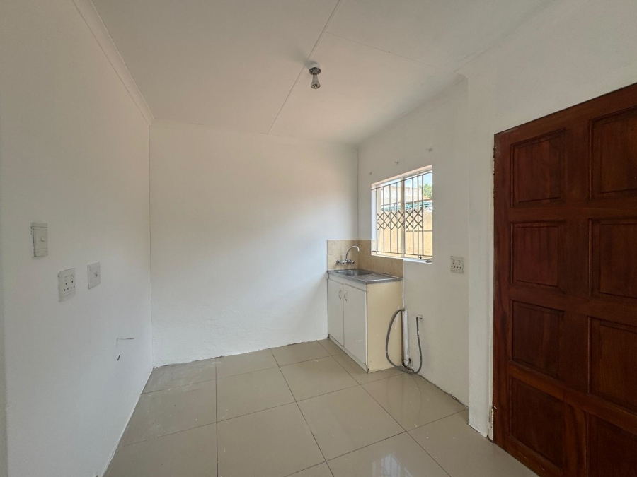 2 Bedroom Property for Sale in Cosmo City Gauteng