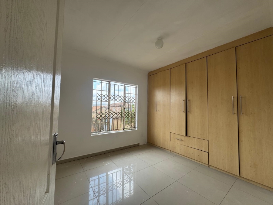 2 Bedroom Property for Sale in Cosmo City Gauteng