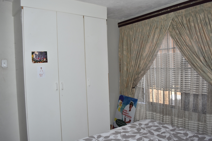 4 Bedroom Property for Sale in Kirkney Gauteng