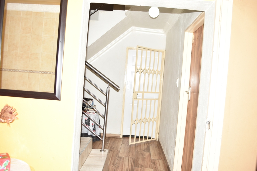 4 Bedroom Property for Sale in Kirkney Gauteng