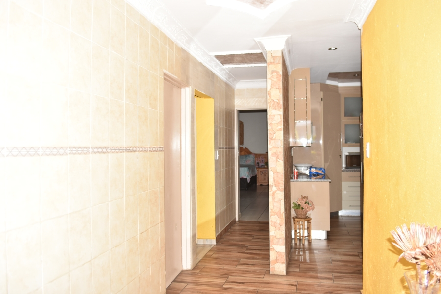 4 Bedroom Property for Sale in Kirkney Gauteng