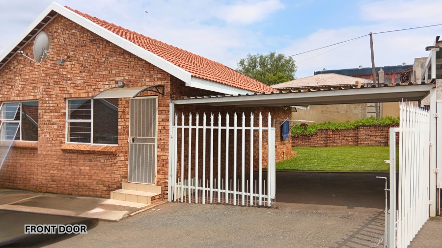 2 Bedroom Property for Sale in Randgate Gauteng