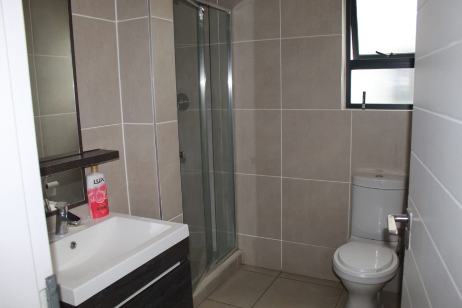 1 Bedroom Property for Sale in Olivedale Gauteng