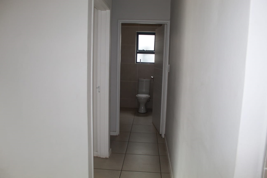 1 Bedroom Property for Sale in Olivedale Gauteng