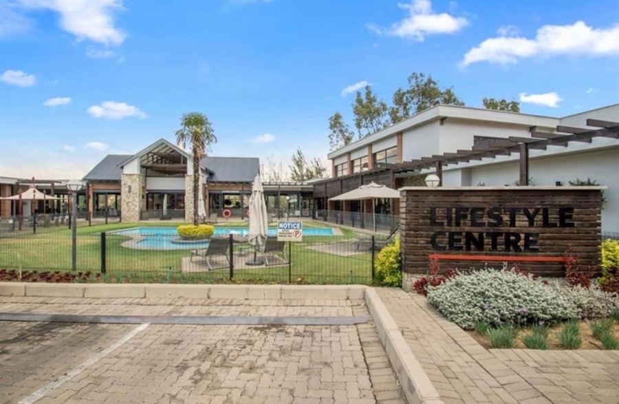 1 Bedroom Property for Sale in Olivedale Gauteng