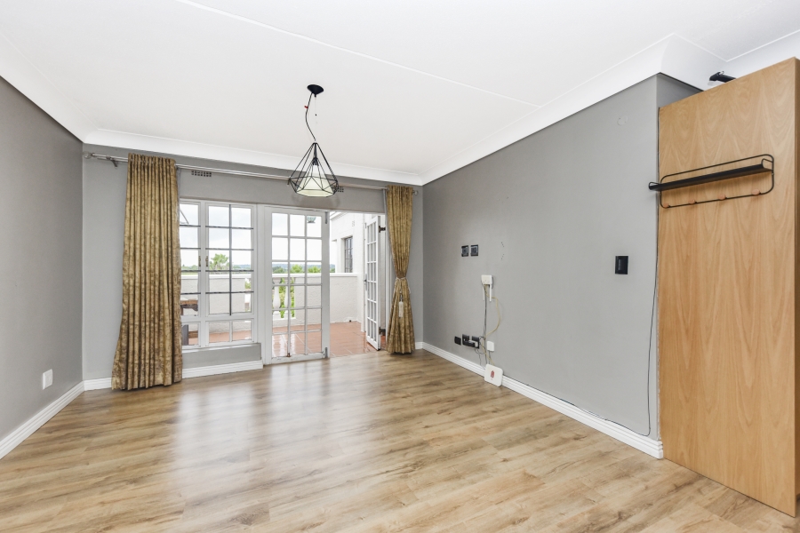 2 Bedroom Property for Sale in Sandown Gauteng