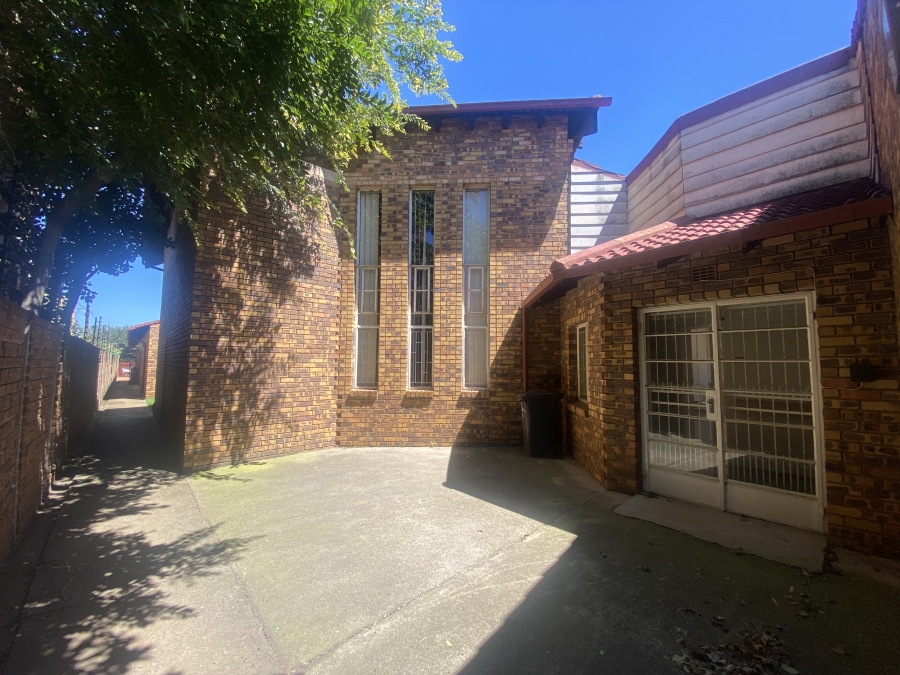 Commercial Property for Sale in Brakpan Central Gauteng