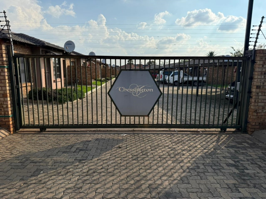 2 Bedroom Property for Sale in Dawn Park Gauteng