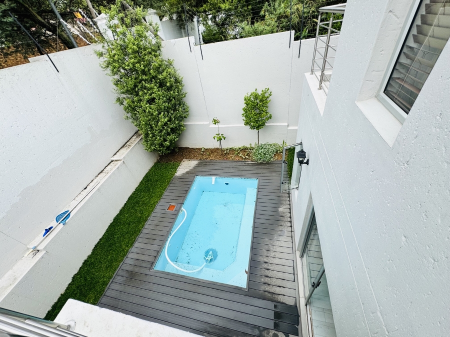 2 Bedroom Property for Sale in Craigavon Gauteng