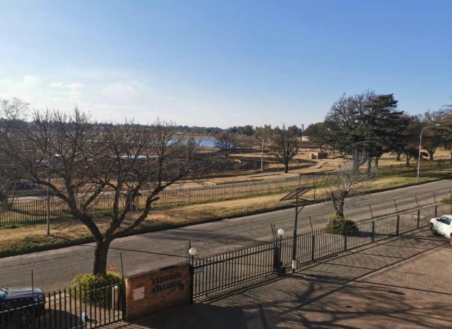 To Let 2 Bedroom Property for Rent in Brakpan Central Gauteng