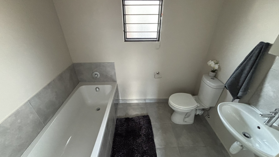 2 Bedroom Property for Sale in Sinoville Gauteng