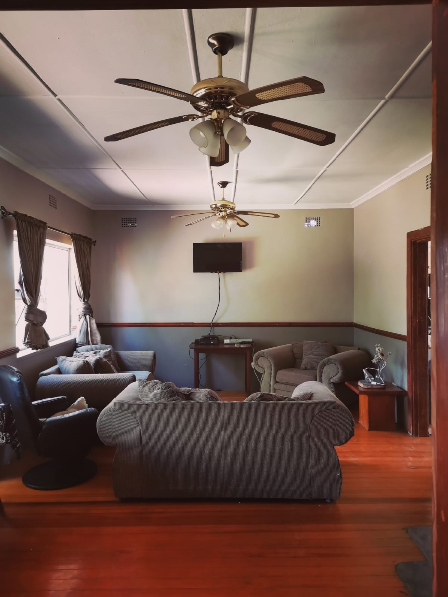 To Let 3 Bedroom Property for Rent in Dunnottar Gauteng