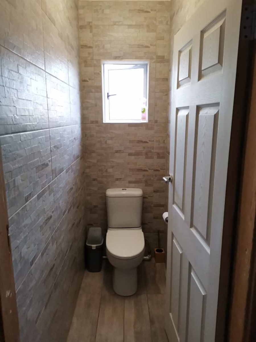 To Let 3 Bedroom Property for Rent in Dunnottar Gauteng