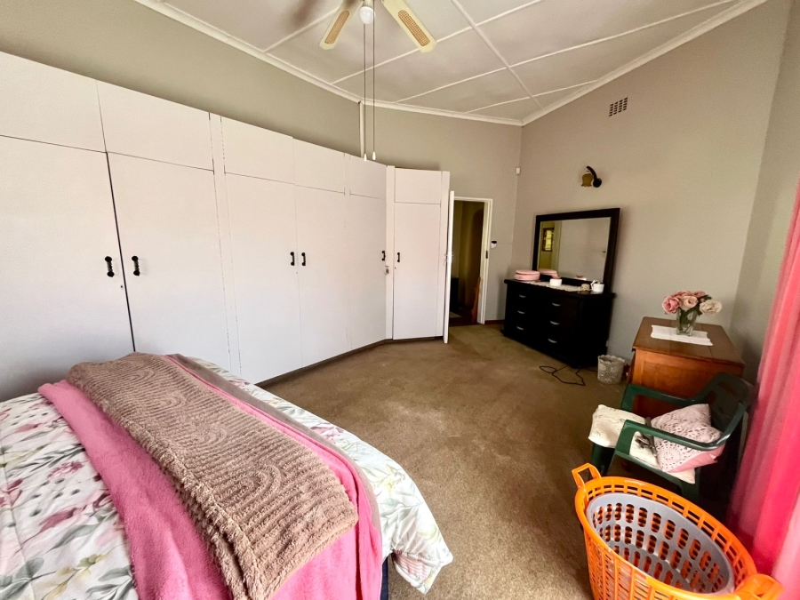 3 Bedroom Property for Sale in Brakpan Central Gauteng