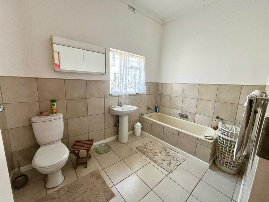 3 Bedroom Property for Sale in Brakpan Central Gauteng