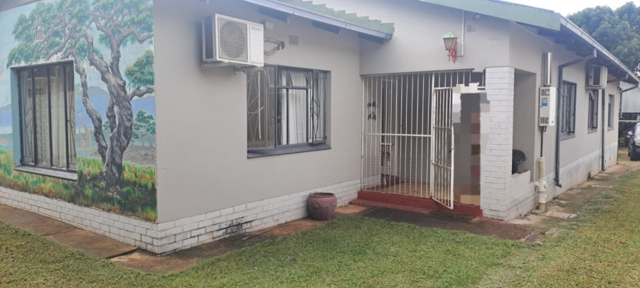 5 Bedroom Property for Sale in Pretoria Gardens Gauteng