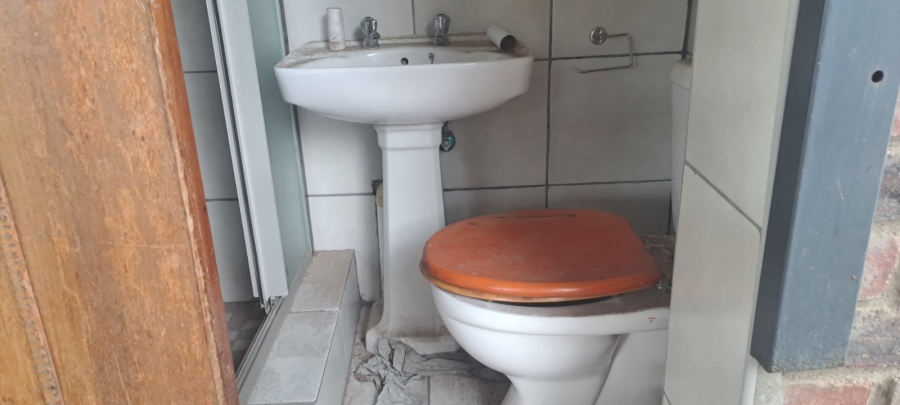 5 Bedroom Property for Sale in Pretoria Gardens Gauteng