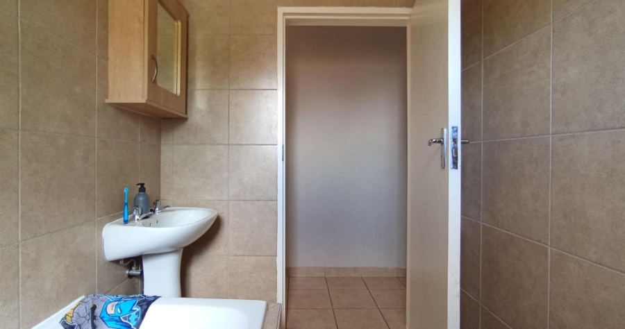 3 Bedroom Property for Sale in Olievenhoutbosch Gauteng