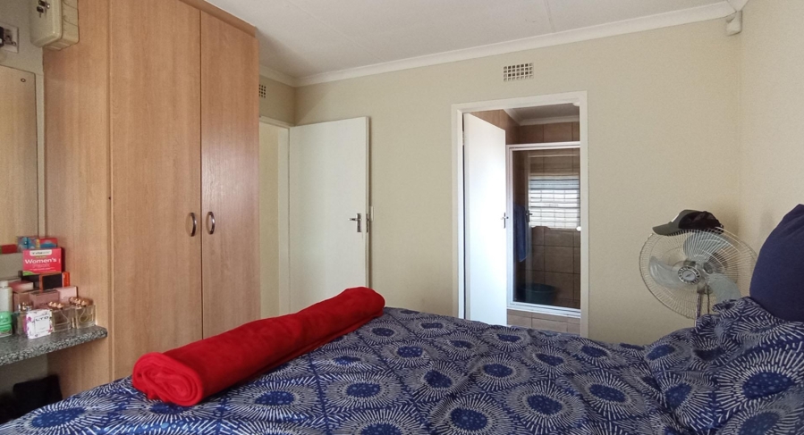 3 Bedroom Property for Sale in Olievenhoutbosch Gauteng