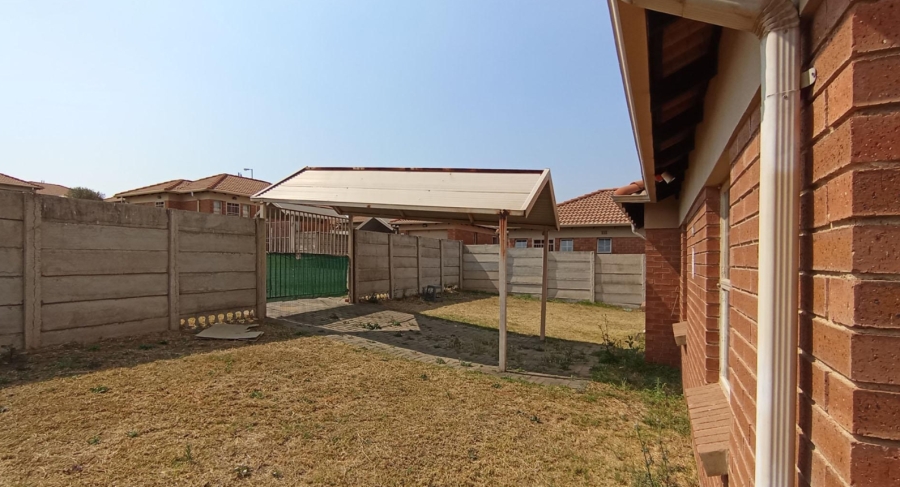 3 Bedroom Property for Sale in Olievenhoutbosch Gauteng
