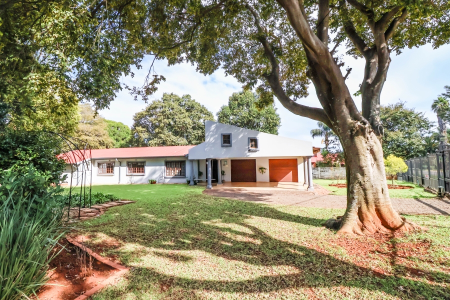 4 Bedroom Property for Sale in Valhalla Gauteng