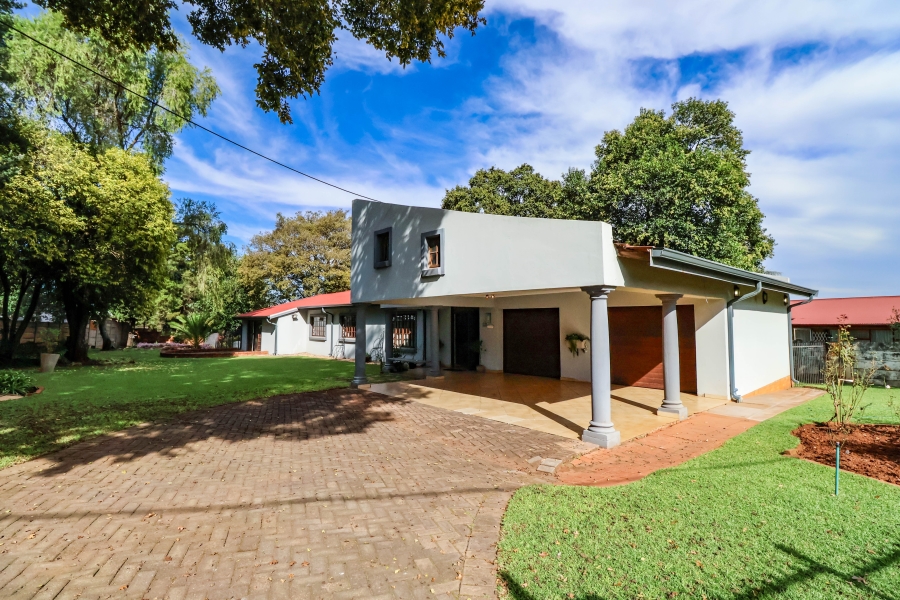 4 Bedroom Property for Sale in Valhalla Gauteng