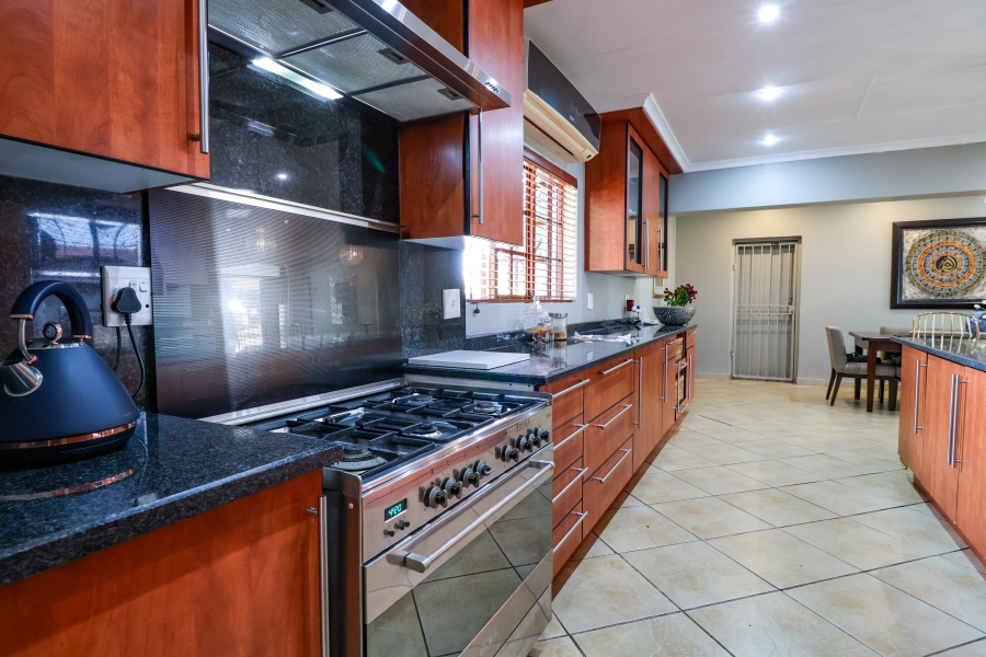 4 Bedroom Property for Sale in Valhalla Gauteng
