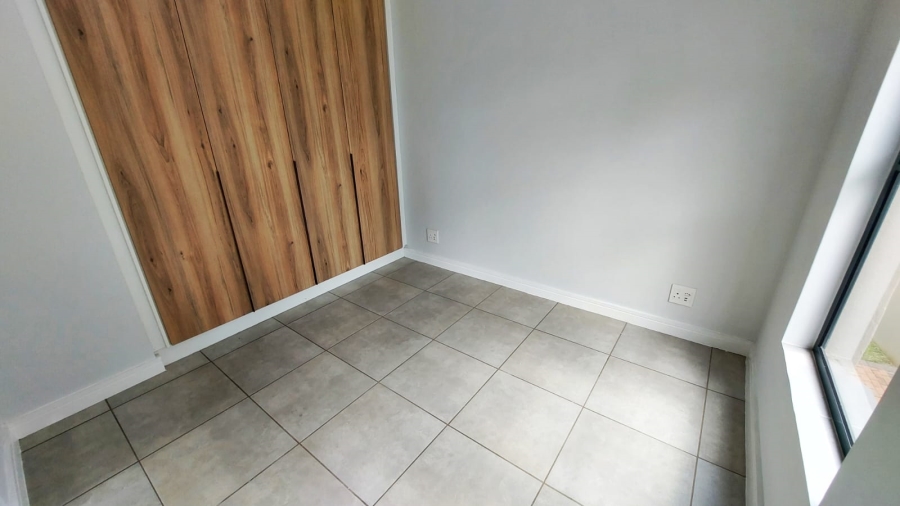 To Let 1 Bedroom Property for Rent in Waterfall Gauteng