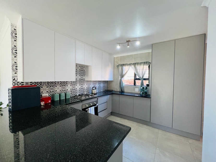 4 Bedroom Property for Sale in Sundowner Gauteng