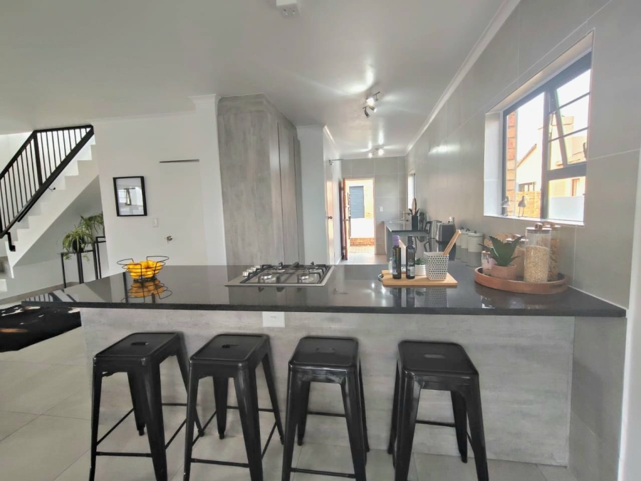 4 Bedroom Property for Sale in Sundowner Gauteng