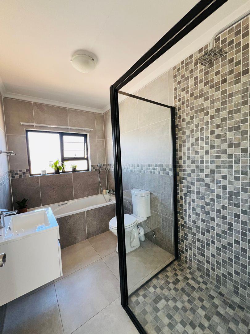 4 Bedroom Property for Sale in Sundowner Gauteng