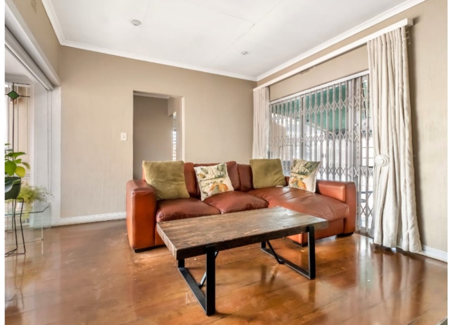 To Let 4 Bedroom Property for Rent in Parkmore Gauteng