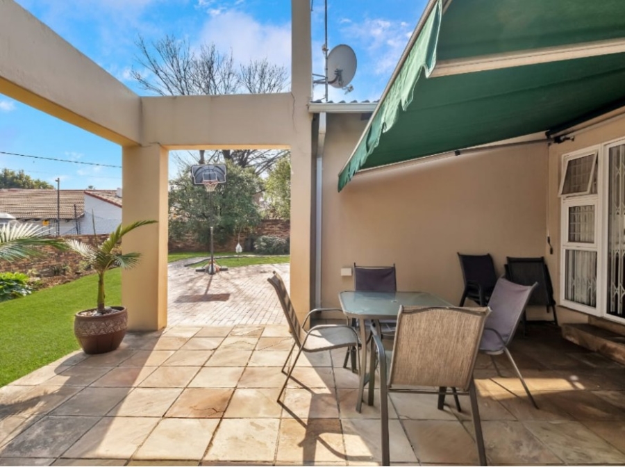 To Let 4 Bedroom Property for Rent in Parkmore Gauteng