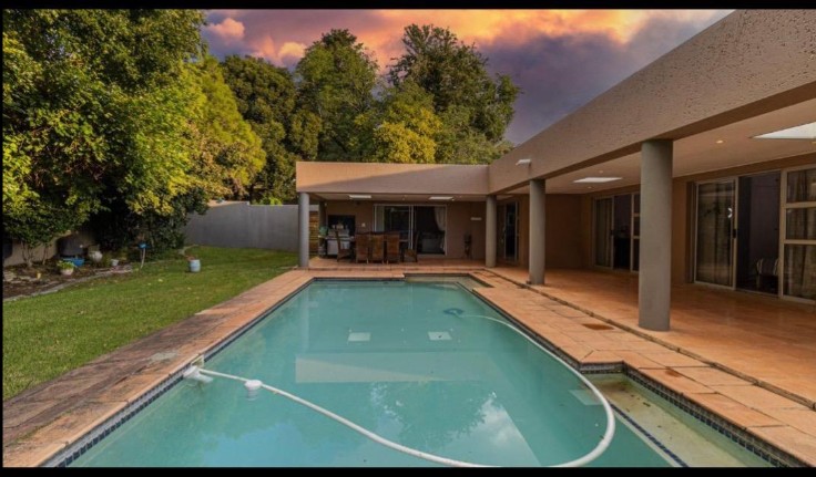 To Let 4 Bedroom Property for Rent in Hurlingham Gauteng