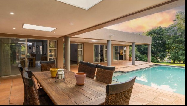 To Let 4 Bedroom Property for Rent in Hurlingham Gauteng