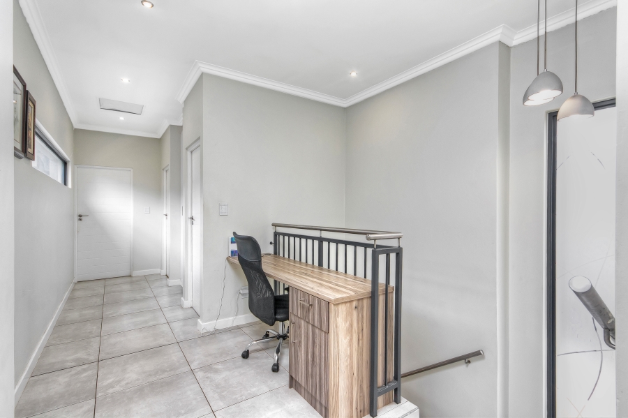 4 Bedroom Property for Sale in Kyalami Gauteng