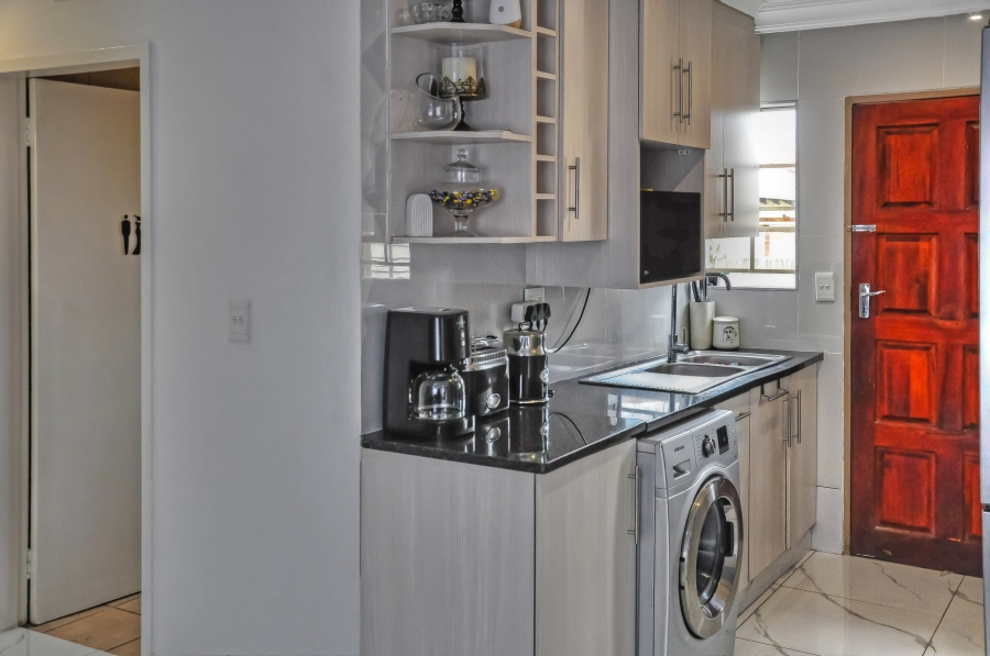 3 Bedroom Property for Sale in Thatch Hill Estate Gauteng